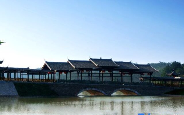 Liancheng Qingxianghe Hotel (Qingshui·Tianyi Hot Spring Resort Branch)