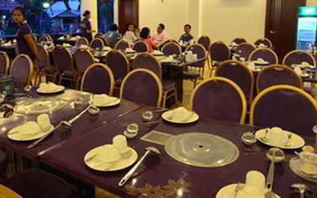 Edgardos Place & Restaurant