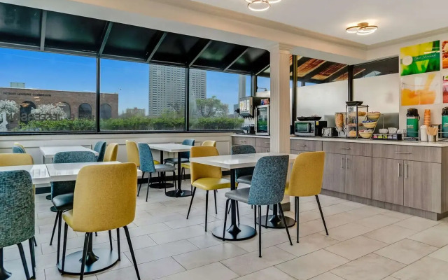 Quality Inn Detroit Downtown