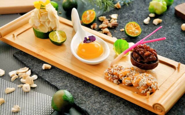 Yanling Jianye The Mist Hot Spring Hotel