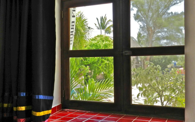 Acamaya Reef Cabanas - Caravan Park