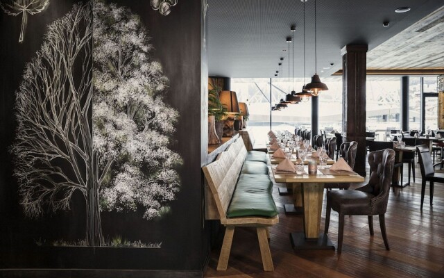 Valsana Hotel & Appartements Arosa