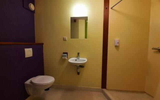 de Opkikker Riant vakantiehuis met jacuzzi in Giethoorn