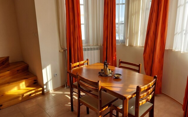 Two-bedroom Villa in the Beautiful Pinerose Resort