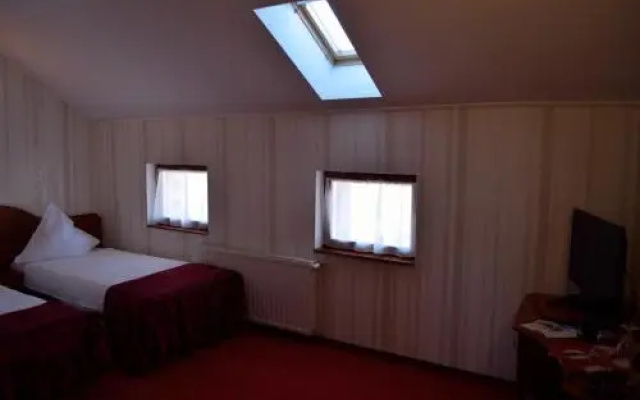 Hotel Rusu