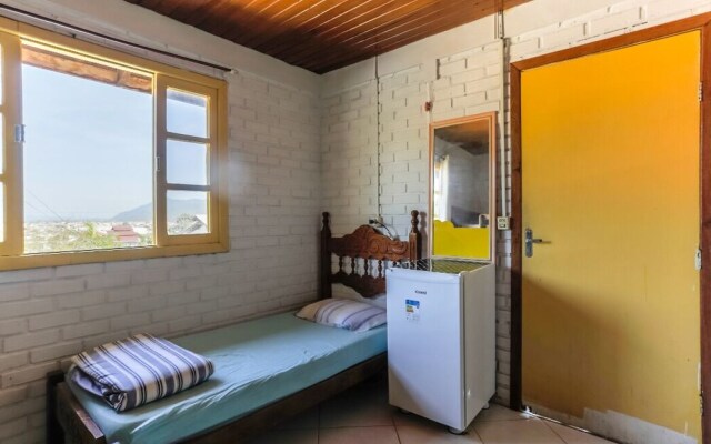 POUSADA E HOSTEL da MARLI no MUQUEM FLORIANOPOLIS