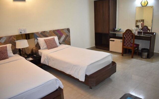 Hotel Radhika Regency