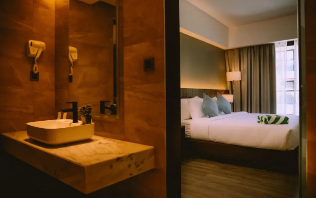 The Maximilian Hotel