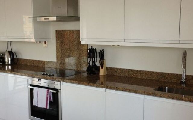 MAX Serviced Apartments Commercial Road