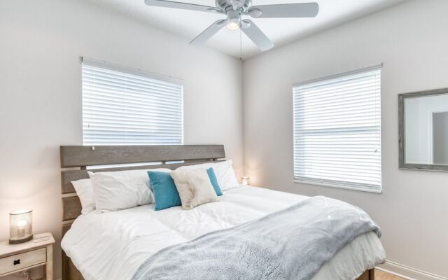 Johnson Beach Way - 4 Br Home