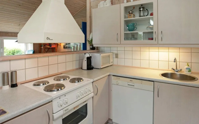 6 Person Holiday Home in Vinderup