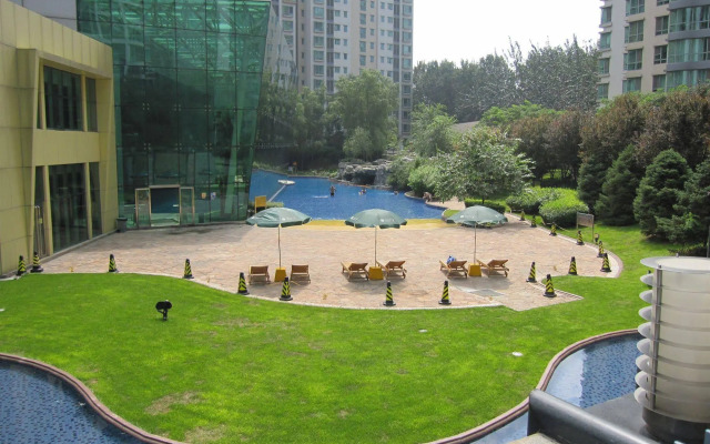 Rich & Young Seasons Park Service Apartment