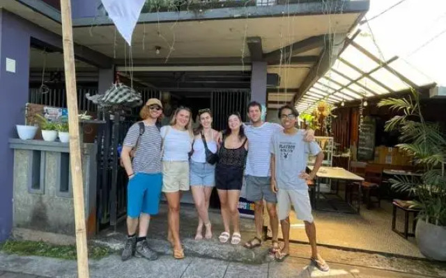 Dong Paloh Hostel