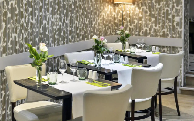 Cristal Hotel Restaurant