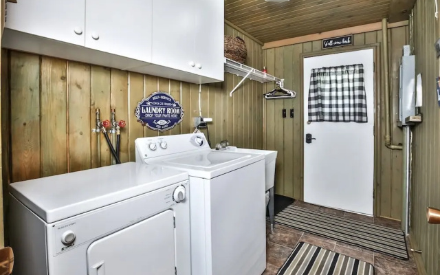 Lost Paradise - 3 Br Home