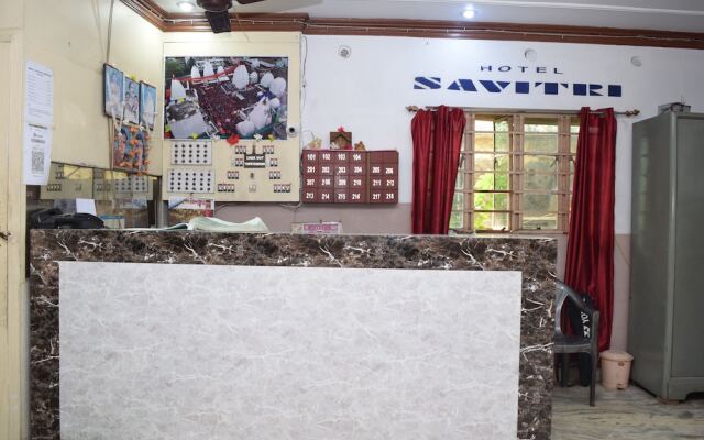 Hotel Savitri by OYO Rooms
