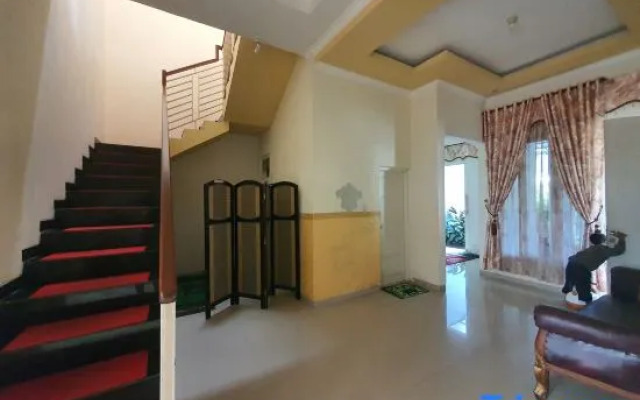 SUNRICH Villa Syariah 5 spacious room & Swimming pool with Jaccuzi