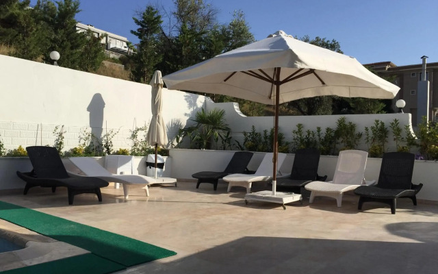 Cicek Apart Hotel