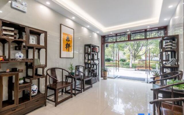 Zhoushan Panlong Hotel