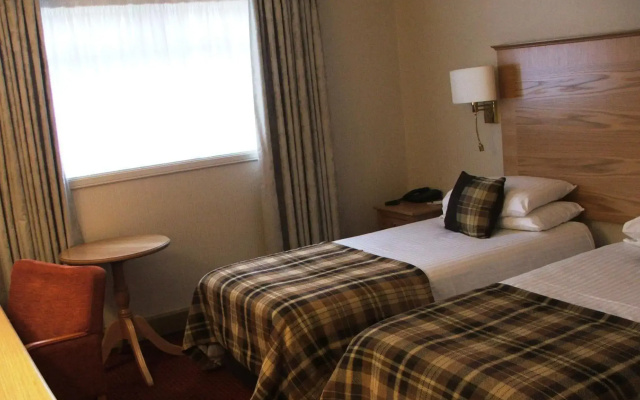 Atholl Hotel