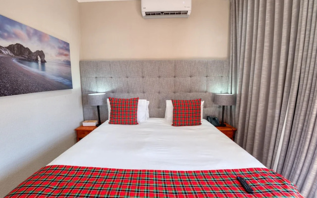 Tembo Guest Lodge