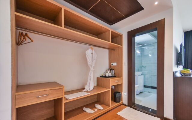 Hotel Golden Leaf Kashmir