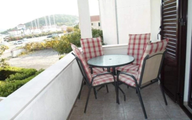 Marko - 30m From Beach - A2