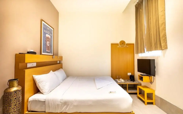 The Quarters Business Hotel