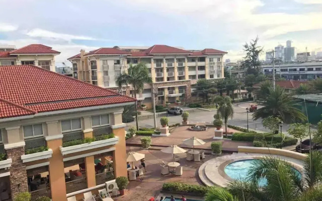 Cozy Ocean Blue Condo 43in TV & Netflix