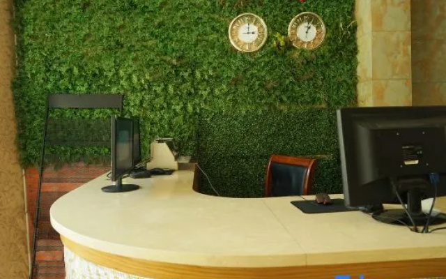 Quzhou Zhenxing Hotel