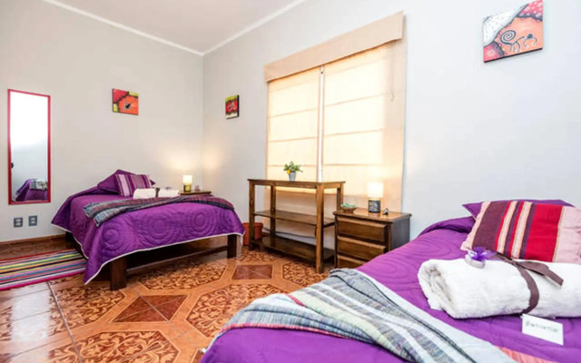 Pier 242 Miraflores B&B