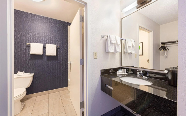 Fairfield Inn & Suites by Marriott Chicago Naperville