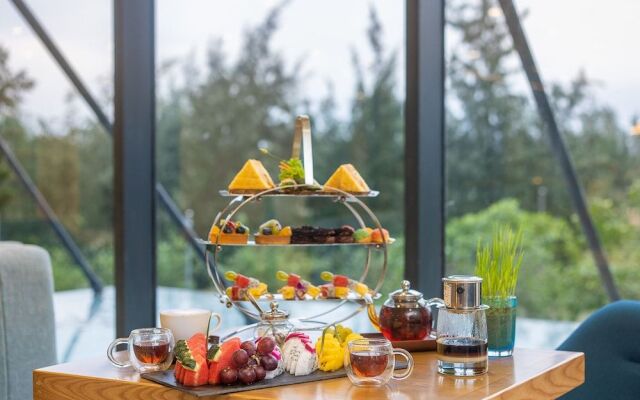 Carinae Hotel Cocobay Danang