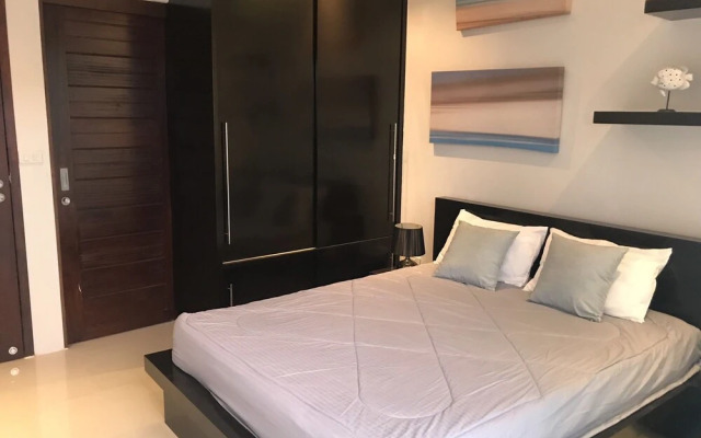 Skylight Villa B-01