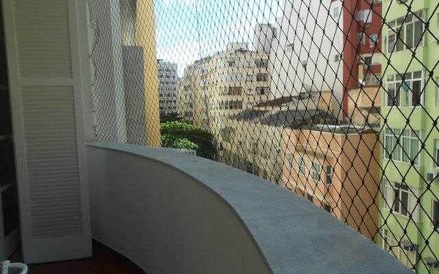 Gohouse - Atlantica 702 B