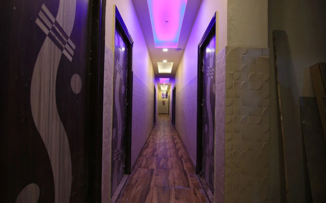 OYO Flagship 70256 Hotel New Silver Stone