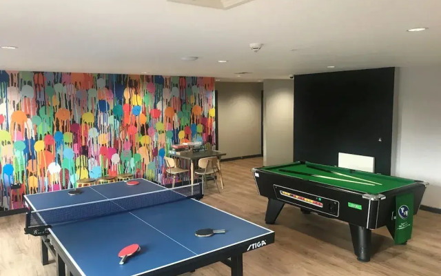 Student Only Botanic Studios