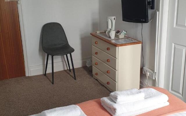 Hotel 242
