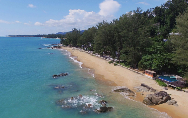 Khaolak Wanaburee Resort