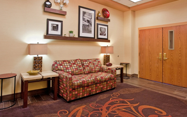 Hampton Inn Deadwood at Tin Lizzie Gaming Resort