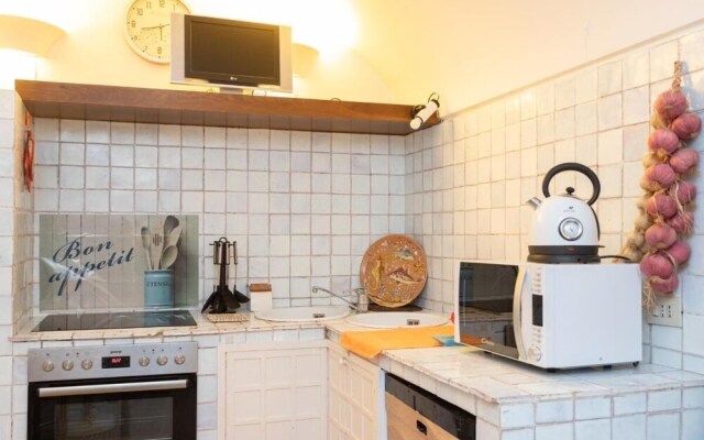 "Le Finestrelle Apartment"