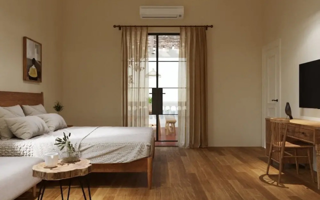UNIQUE Creative Apartment in Old Quarter