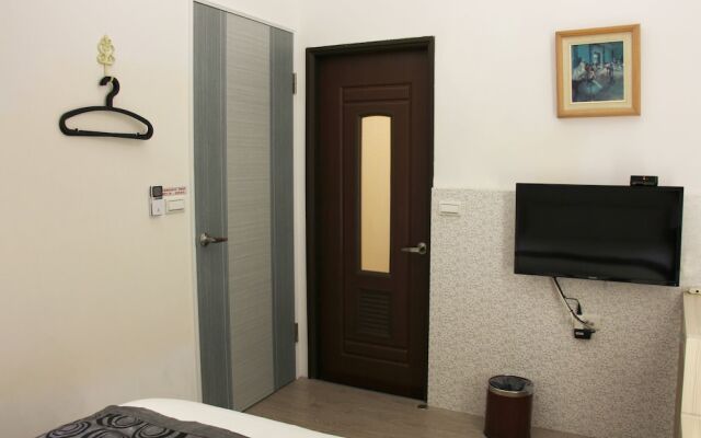 Little Pianist Hostel