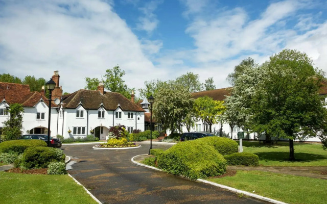 The Kingfisher Pub and Hotel