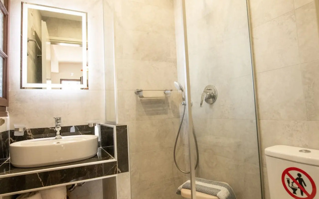 Hovolo Hotel Apartments