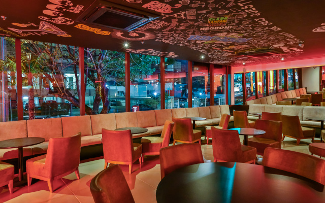 Radisson Red Campinas