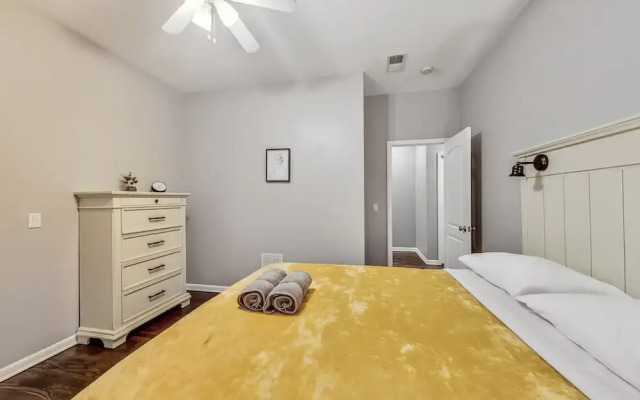 South Loop Three Bedroom Two Bath Home