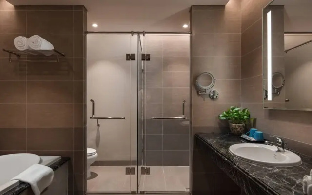 Modern 2 Br Apartment at 4points Opposite Beach