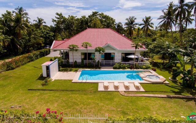 Bohol White House Bed & Breakfast