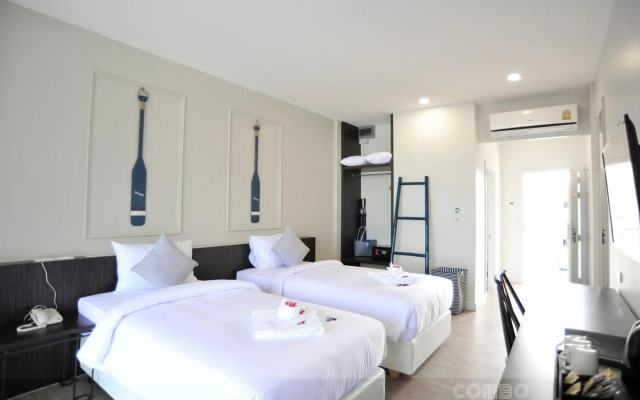 Combo Beach Hotel Samui